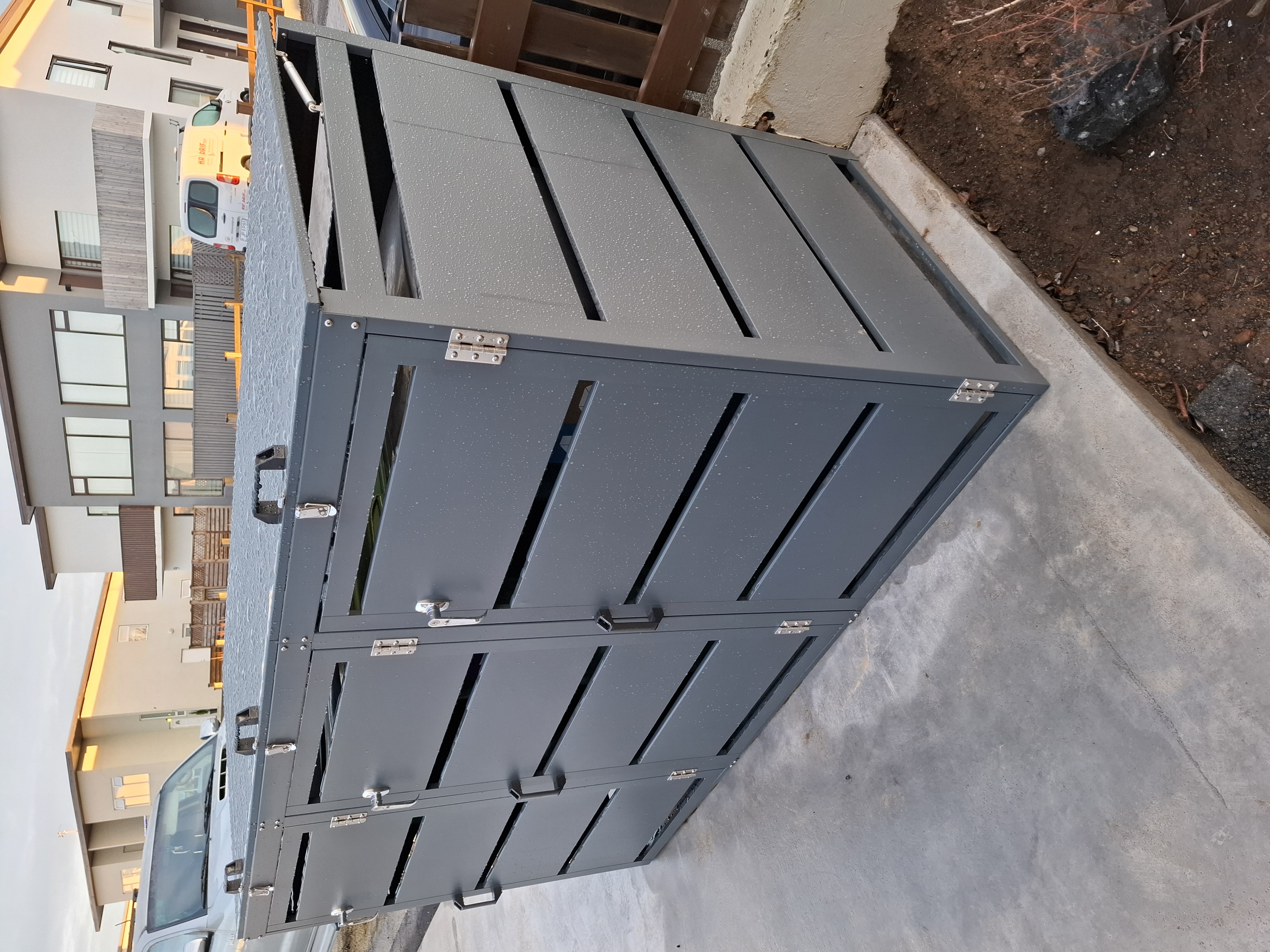 Sorptunnuskýli hjá viðskiptavini